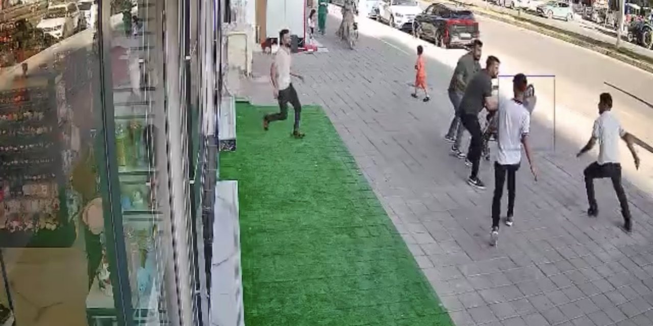 Mardin'de kavgada yere düşen kişiye minibüs çarptı