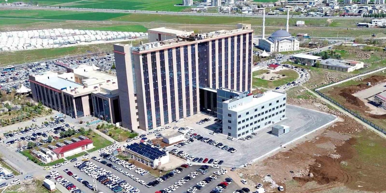 Gazi Yaşargil Eğitim ve Araştırma Hastanesi’nde Enerji Verimliliği KABEV Projesi