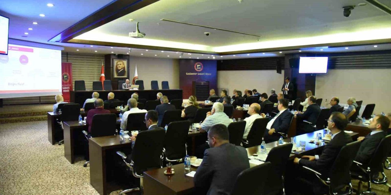 GSO’da "Rekabet Kurumu’nun işgücü piyasasına yönelik uygulamaları" konulu toplantı ,