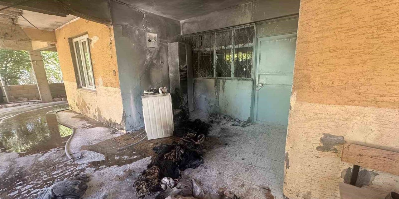 Adıyaman'da elektrik arızası yangına neden oldu