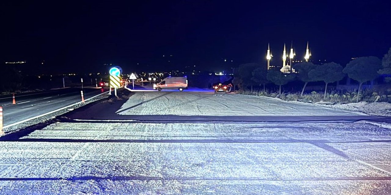 Malatya'da otomobil yol çalışması alanına düştü, 1 yaralı