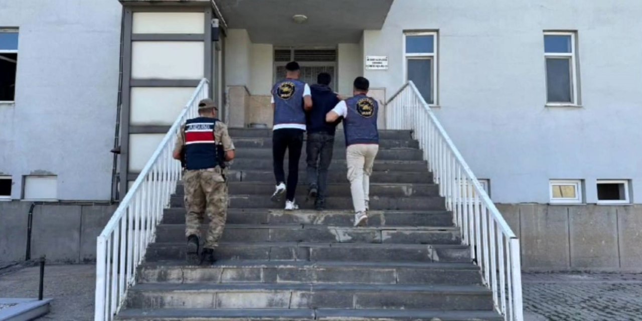 Van’da 24 kişi tutuklandı