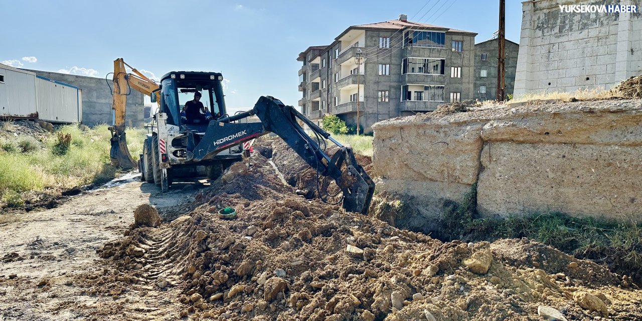 Yüksekova’da doğalgaz çalışmaları sürüyor
