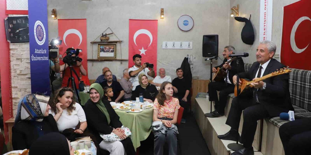 "Cahit Arf halk buluşmaları: Temelli kıraathanesinde bilim ve kültür sohbetleri" programı ilgi gördü