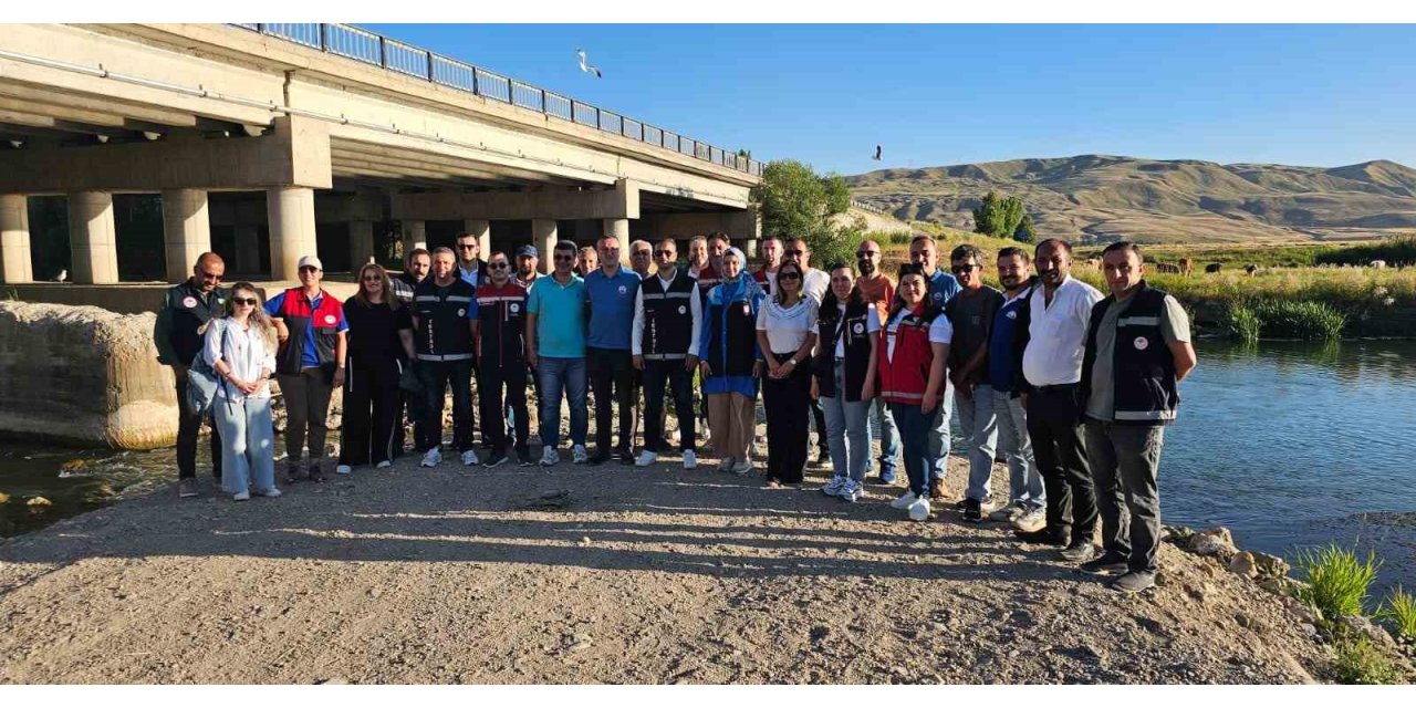 Van ve Bitlis’te inci kefali için kaçak av denetimi yapıldı