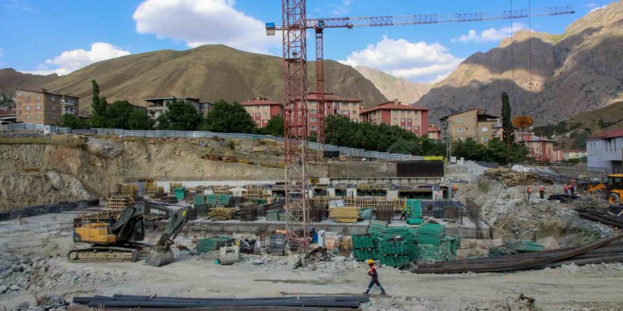 Hakkari’de sismik izolatörlü hastane dönemi başlıyor