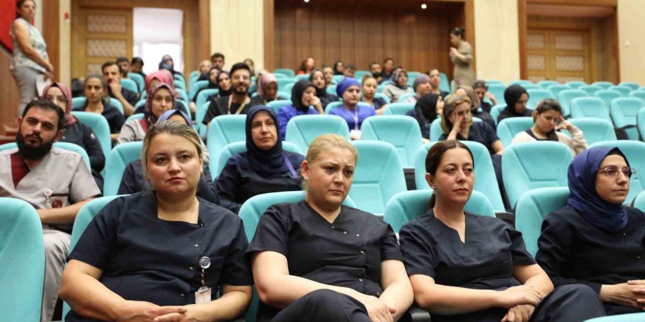 FÜ Hastanesi çalışanlarına kadına yönelik şiddetle mücadele semineri yapıldı