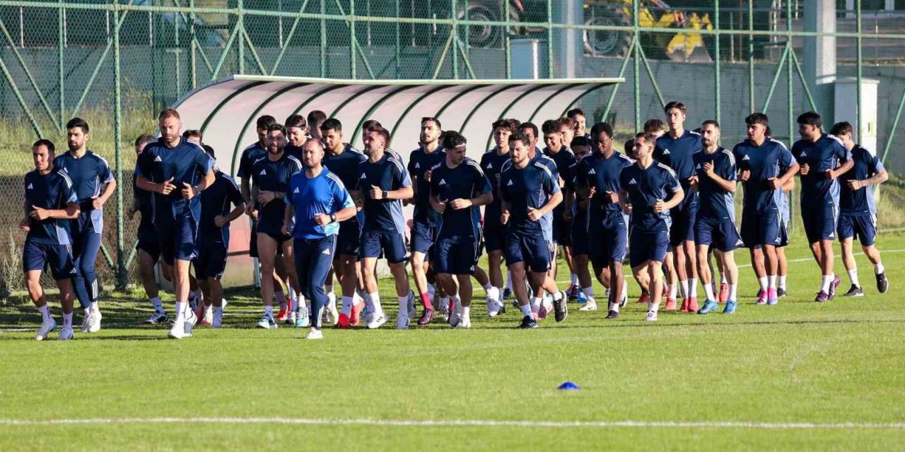 Erzurumspor hazırlıklarını sürdürüyor