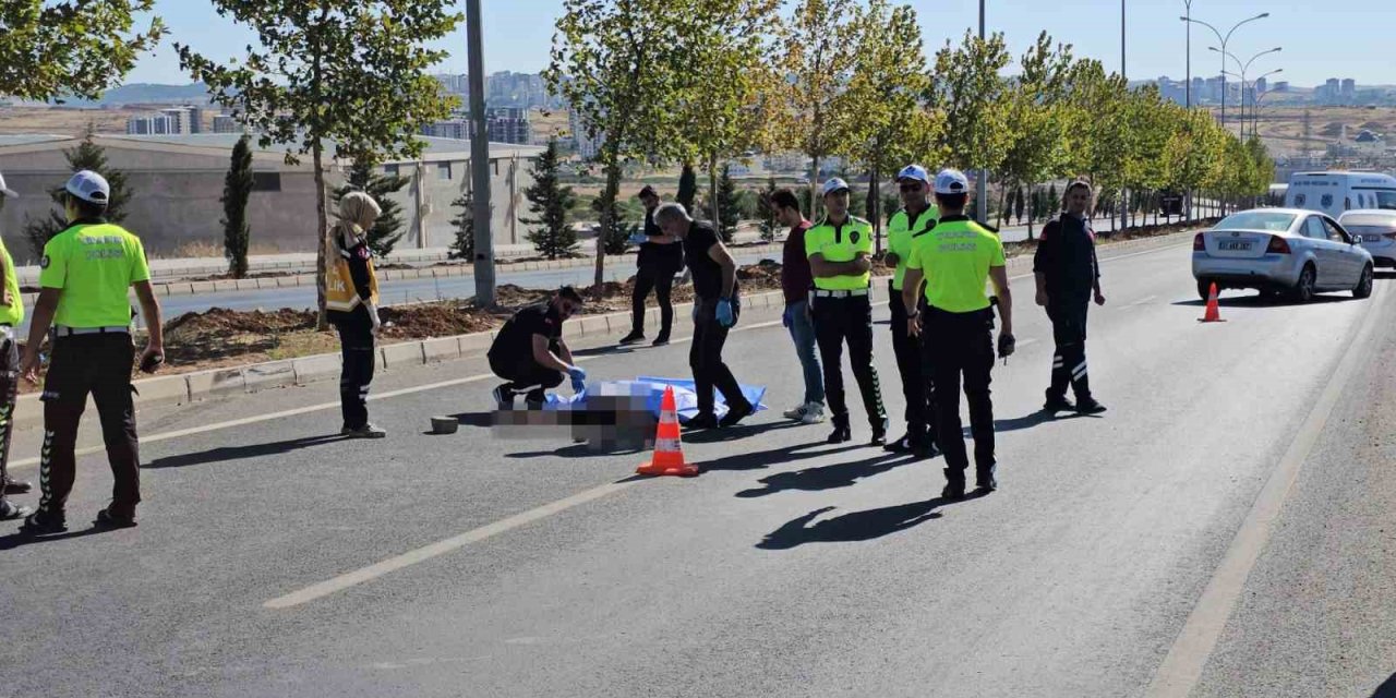 Şanlıurfa’da otomobilin çarptığı yaya hayatını kaybetti