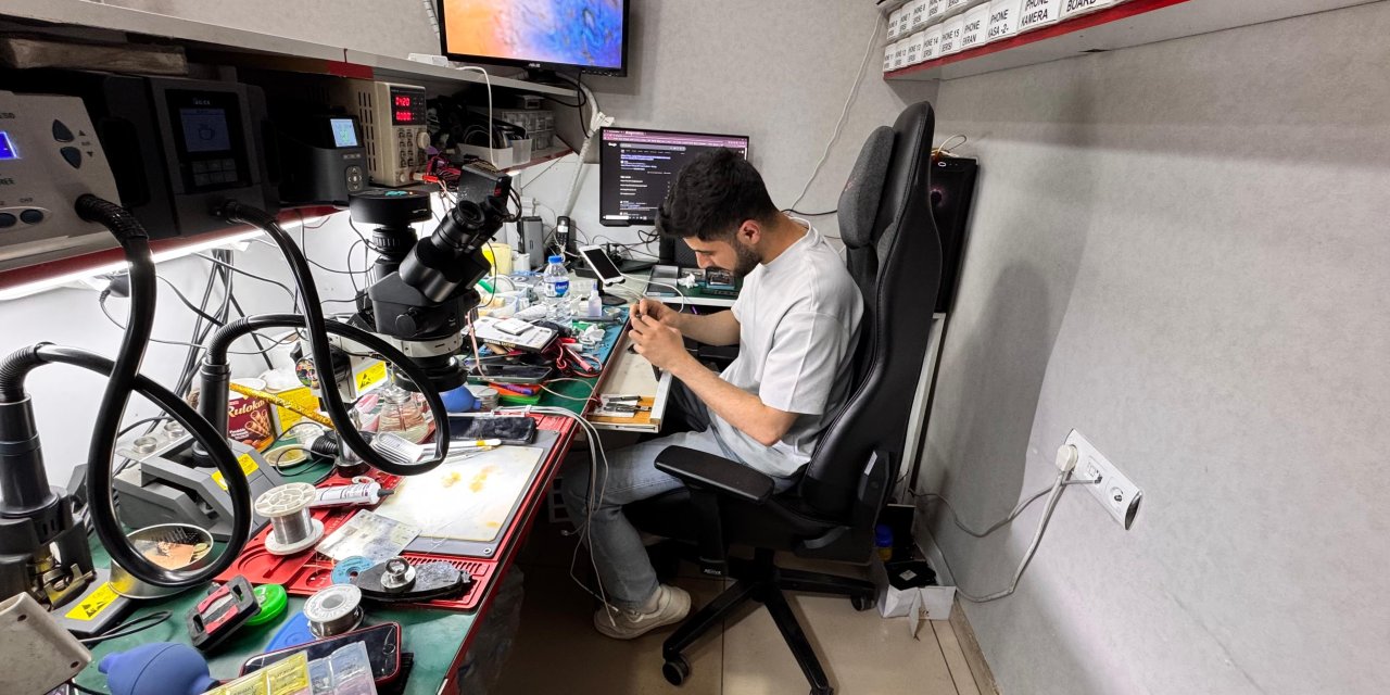 Yüksekova’da telefon tamirciliği yapan Çakmakçı’dan uyarılar