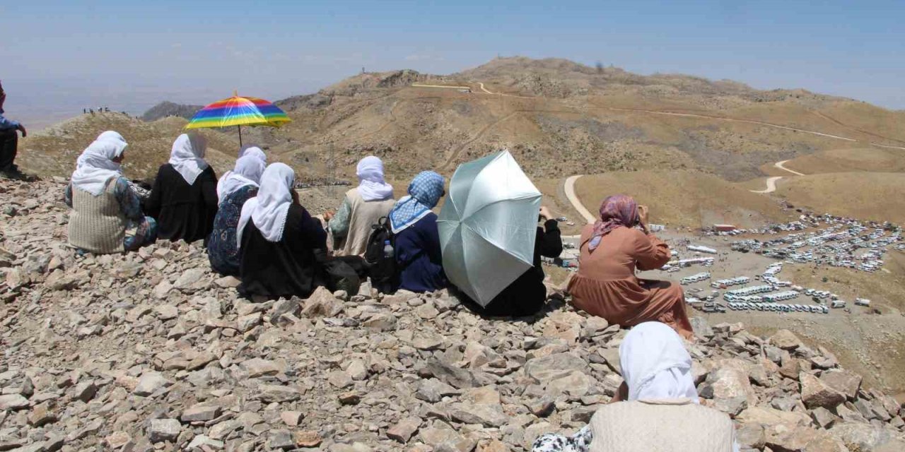 Cudi Dağı’nda Hz Nuh’u anma programı