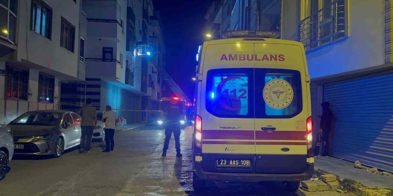 Elazığ’da yangın: 1 kişi dumandan etkilendi