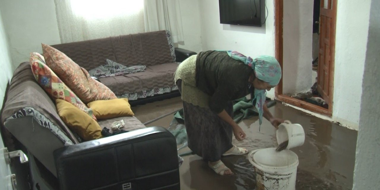 Kars’ta sağanak yağış sele yol açtı