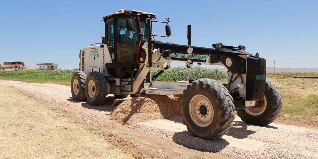 Haliliye Belediyesi’nden Mehmetçik Mahallesi’ne üstyapı çalışması