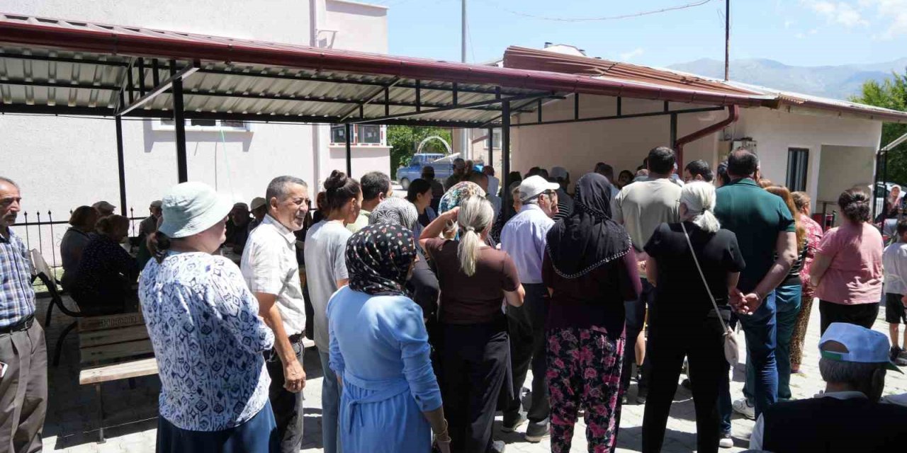 Erzincan’da 5 bin kişilik aşure ikramı yapıldı