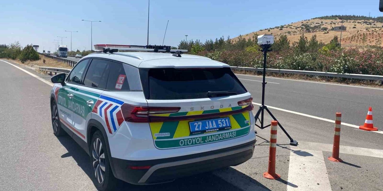 Hız sınırını aşan sürücülere ceza