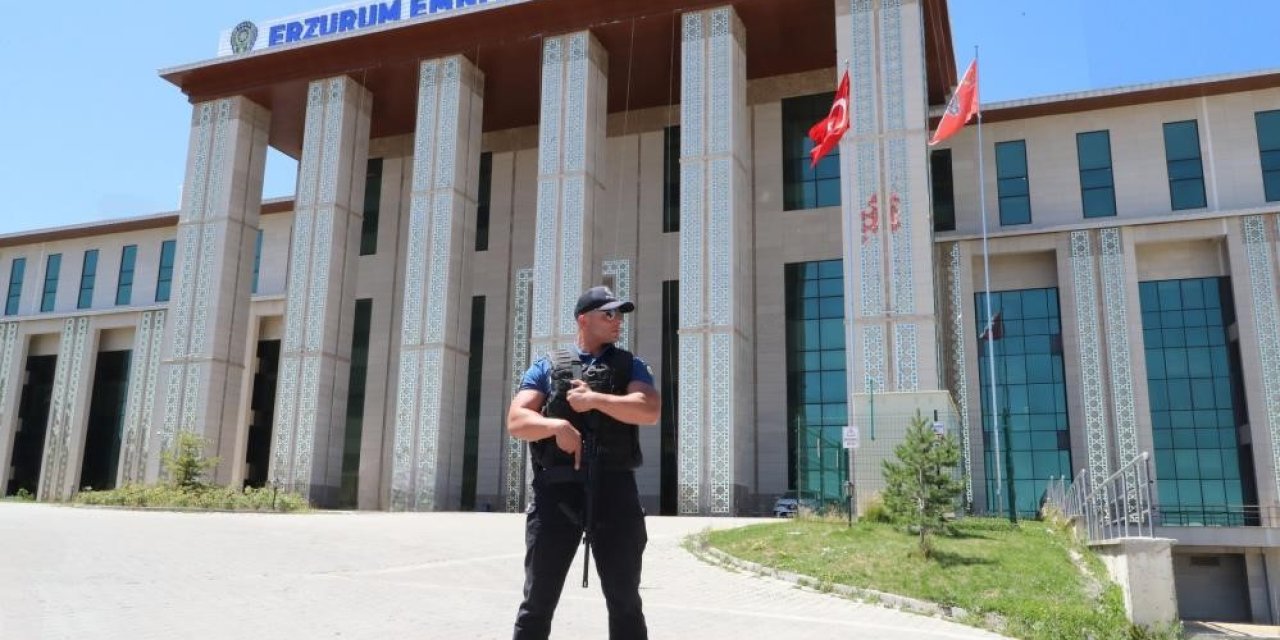 Hakkında 40 yıl hapis cezası verilen şahıs ekipleri tarafından yakalandı