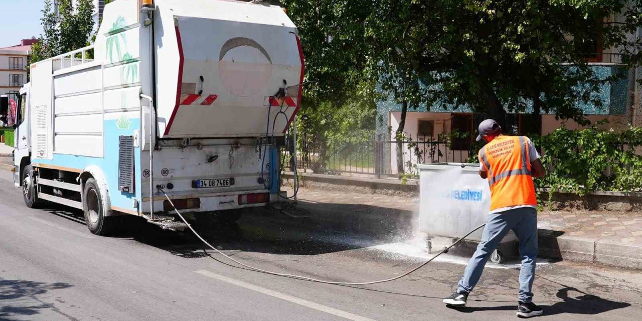 Elazığ'da Ataşehir Mahallesi’nde kapsamlı temizlik çalışması