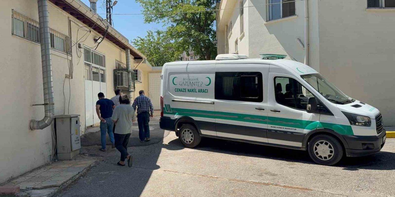 Motosiklet kazasında 22 yaşındaki genç öldü