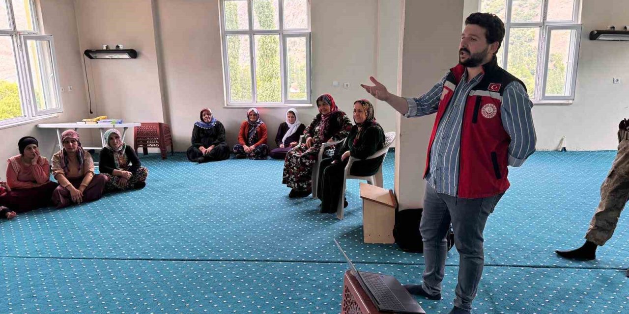 Durankaya’da kadınlara yasal haklar anlatıldı