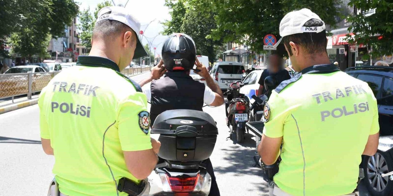 Erzincan’da motosikletlilere denetim