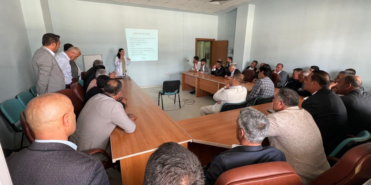 Yüksekova’da kene tehlikesine karşı bilinçlenme toplantısı