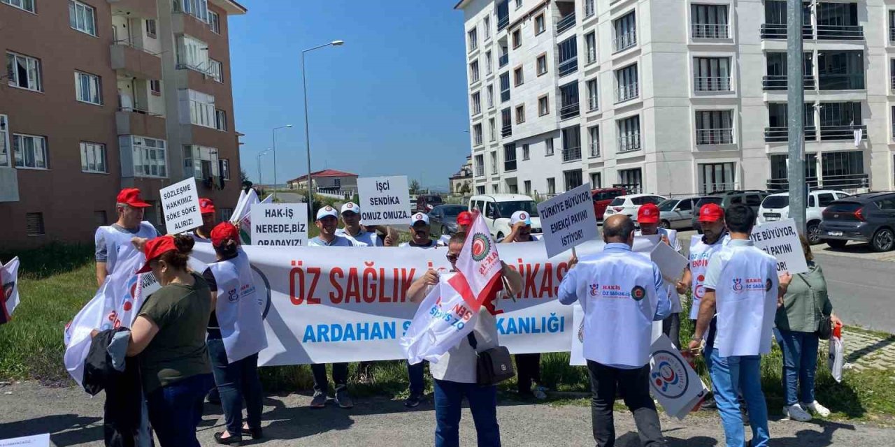 Ardahan’da işçilerden basın açıklaması