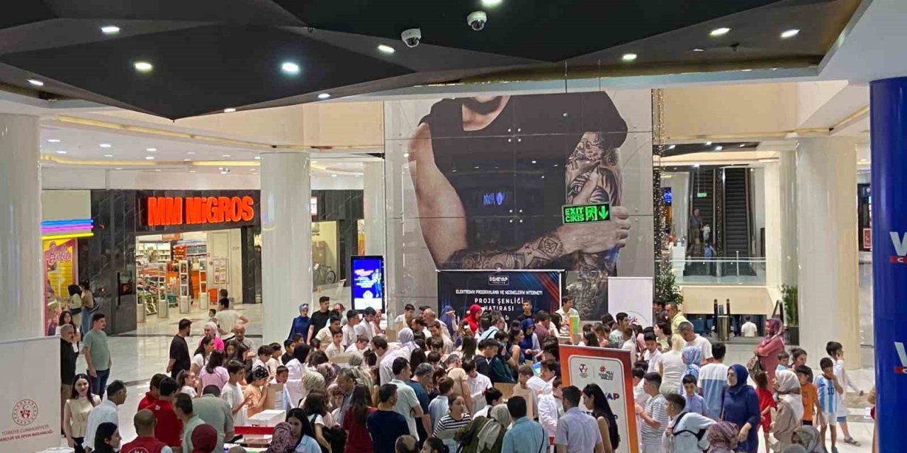 Mardian Mall’da deneyap şenliği ilgiyle karşılandı