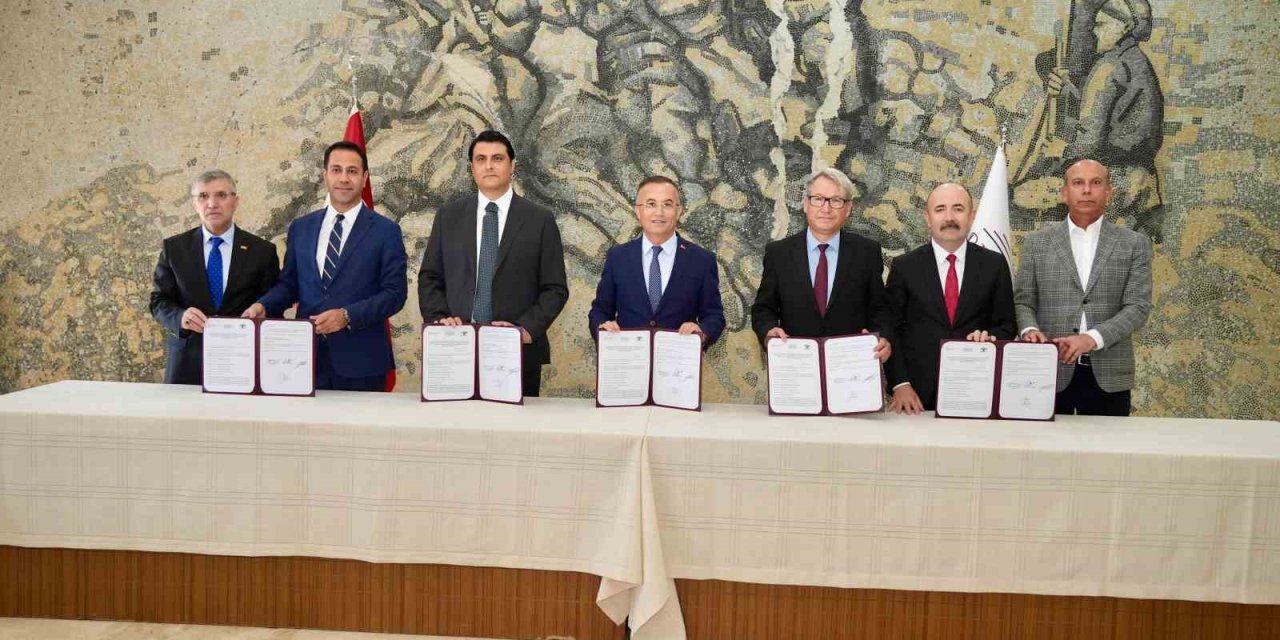 Başkan Yılmaz’dan Dülük Antik Kenti kazı çalışmalarına destek