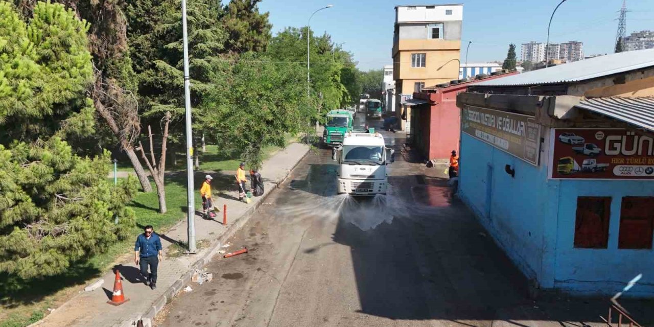 Şehitkamil’den Küsget’te temizlik çalışması