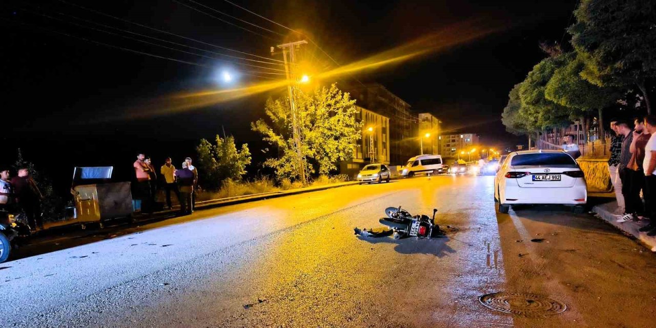 Otomobil ve motosiklet çarpıştı: 1 kişi öldü