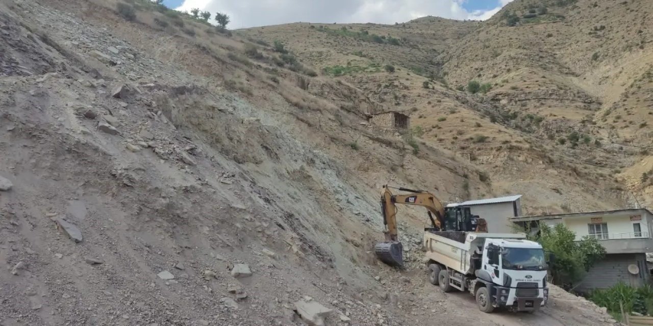 Şırnak’ta heyelan riski bulunan bölgede çalışma
