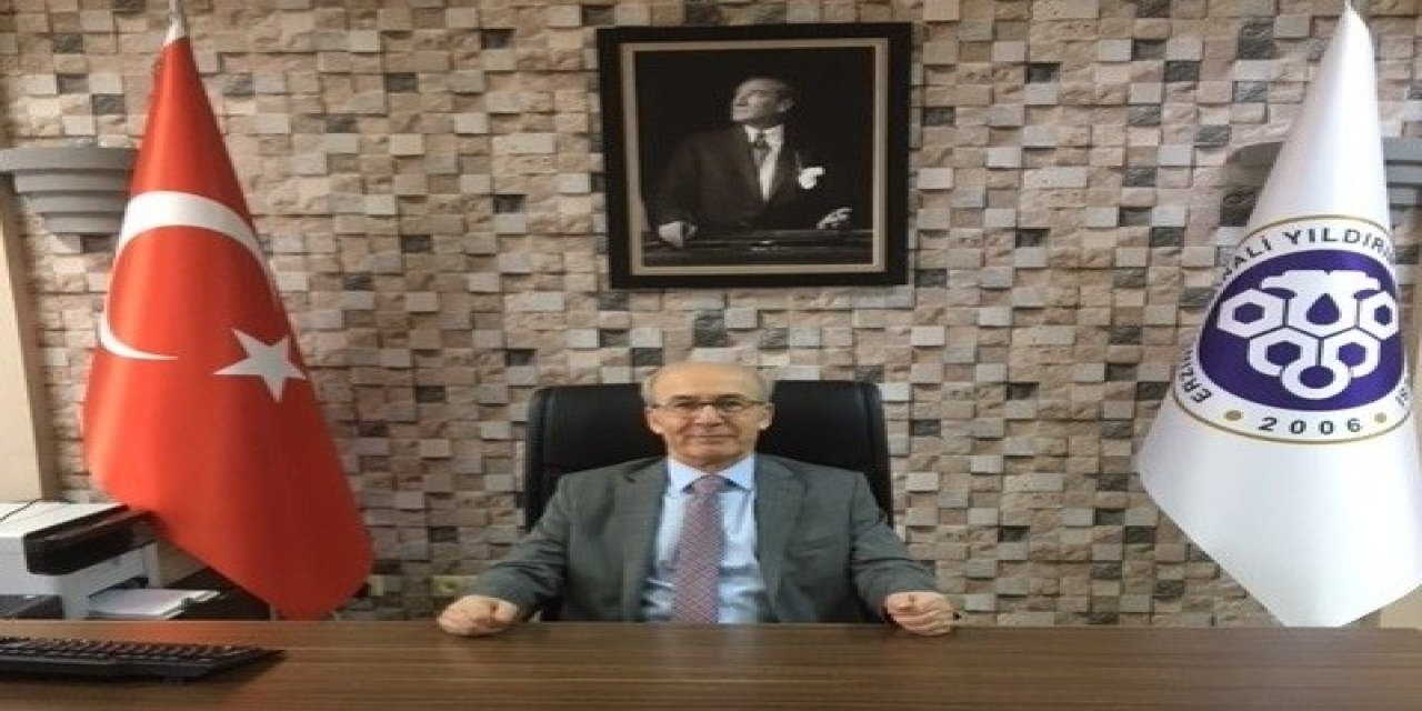 Erzincan'da dekan vefat etti