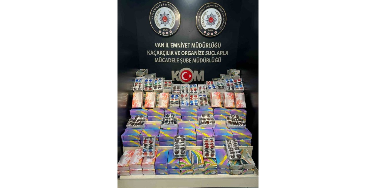 Van’da polis ekiplerinden gümrük kaçakçılığı operasyonu