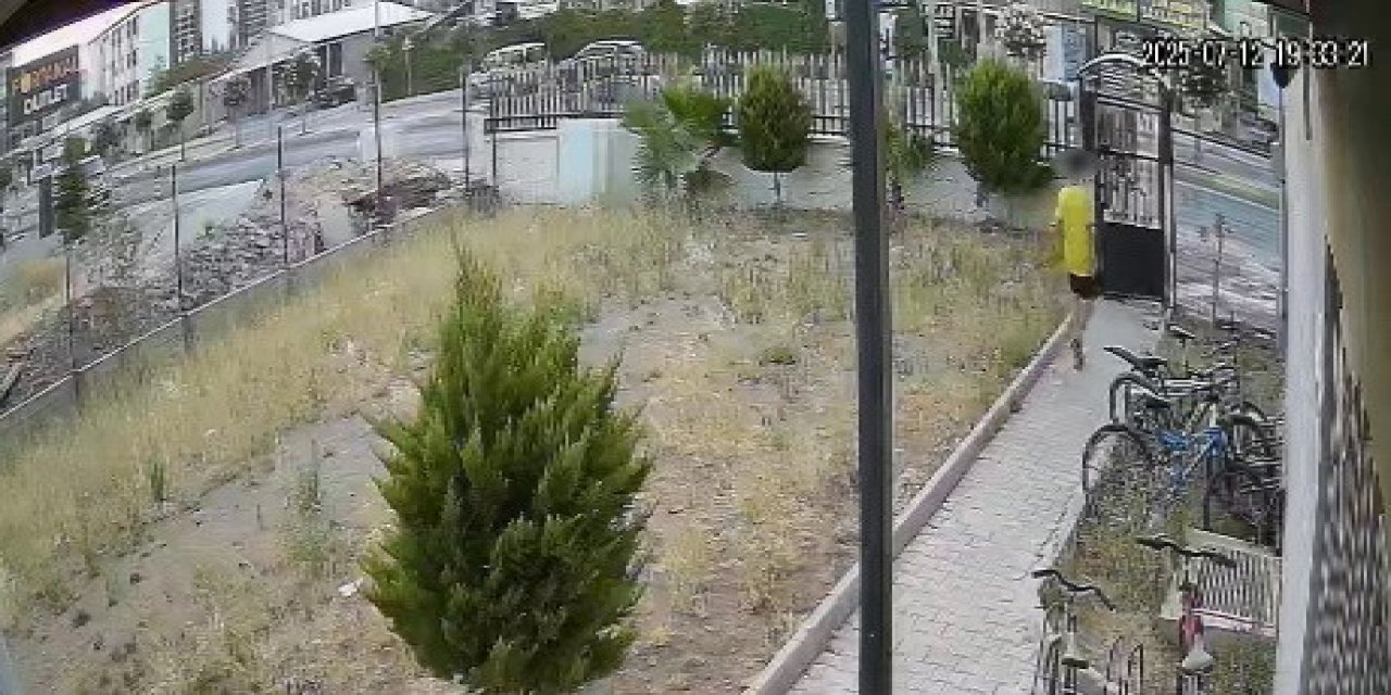 Adıyaman'da bisikletlerin parçalarını tek tek söküp götürdüler