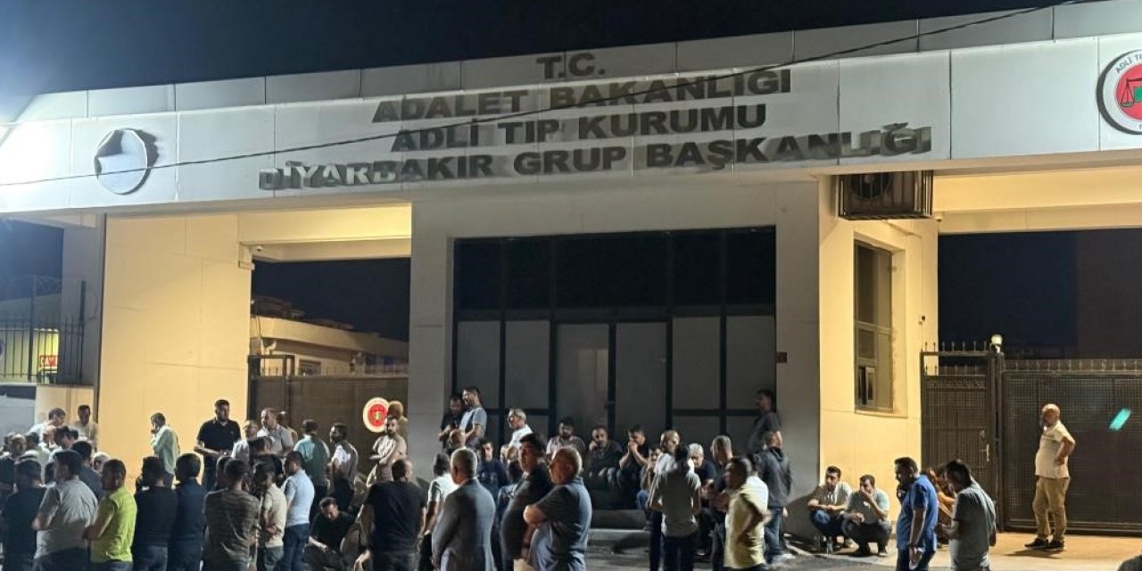 Diyarbakır’da husumetli aileler arasında kavga: 2 kişi öldü