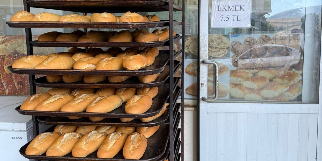Siirt'te bir işletme vatandaşa destek için ekmek fiyatını düşürdü