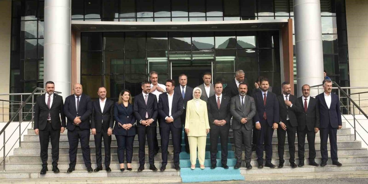 Aile ve Sosyal Hizmetler Bakanı Göktaş Bitlis'i ziyaret etti