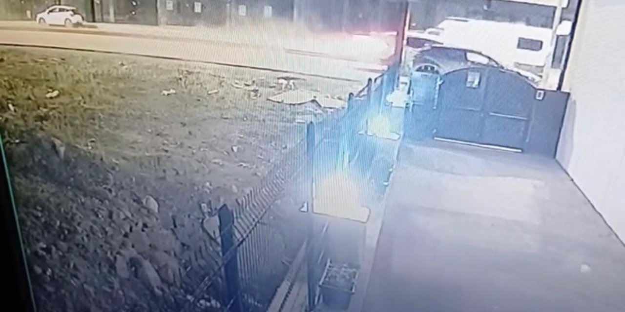 Elazığ’da pikap otomobille çarpıştı: 3 kişi yaralandı