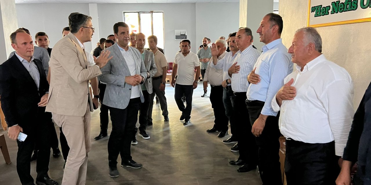 Vali Ali Çelik Şemdinli’de ziyaretlerde bulundu