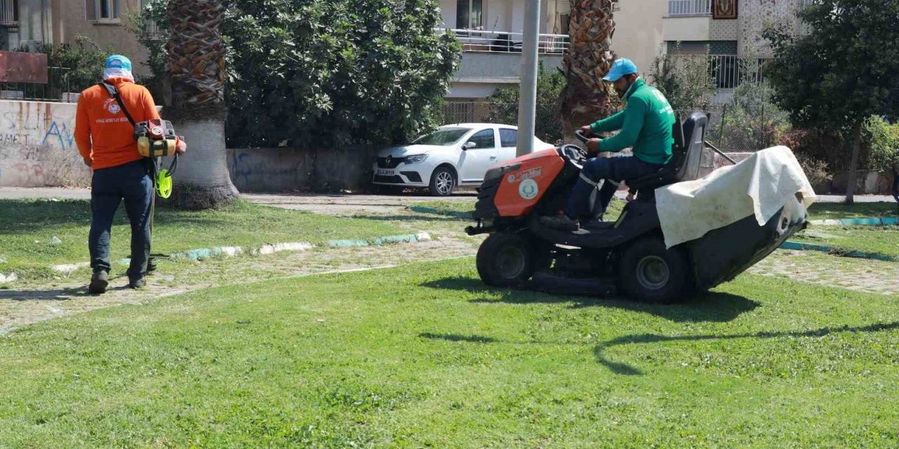 Şanlıurfa'da parklarda yenileme ve güzelleştirme çalışması