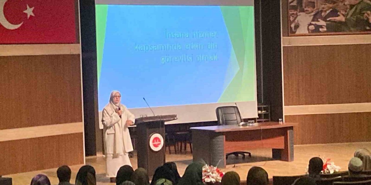 Erzurum'da insana hizmet noktasında etkin din görevlisi olma vurgusu