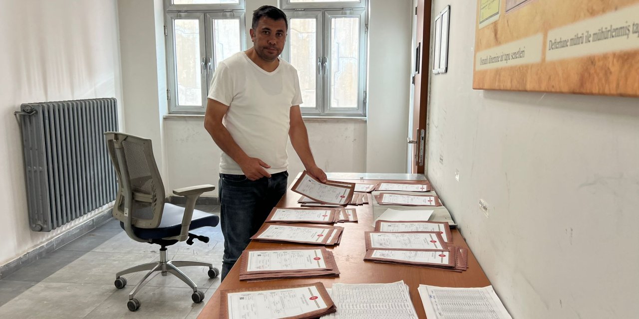 Yüksekova’da TOKİ tapu teslimi sürüyor: 1450 hak sahibine tapuları verildi