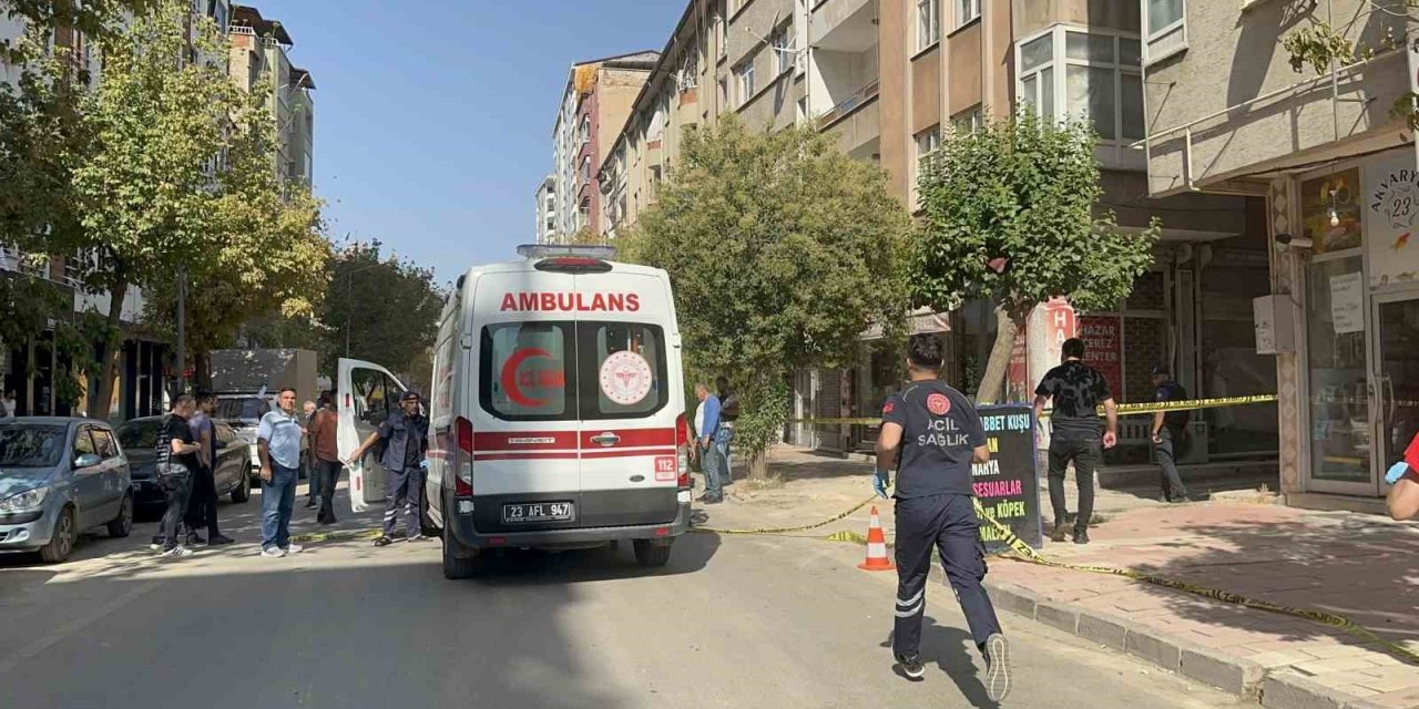 Elazığ’da bir kişi polisle çatıştı: 1 polis yaralandı