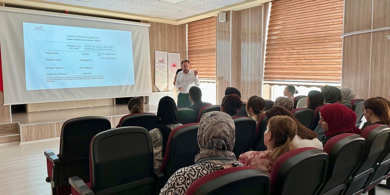 Yüksekova’da kadın girişimcilere IPARD Proje Hazırlama Eğitimi verildi