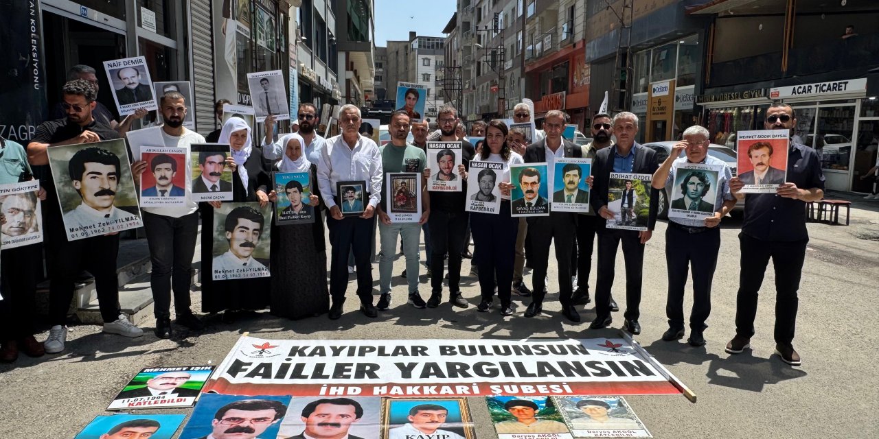 İHD Hakkari Şubesi ile kayıp yakınları, Şengül ve Öztürk için adalet istedi