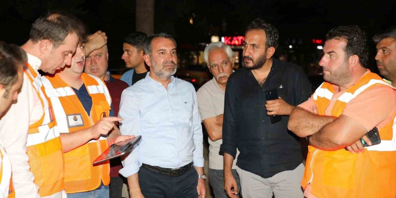 Başkan Şahin Şerifoğulları, kavşak çalışmasını inceledi