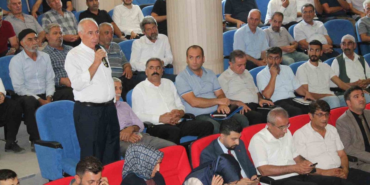 Sincik ve Gerger’de muhtarların talepleri masaya yatırıldı