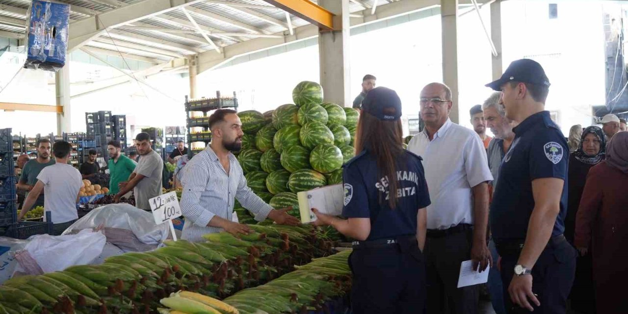 Şehitkamil’de zabıta ekiplerinden pazar yerlerinde denetim