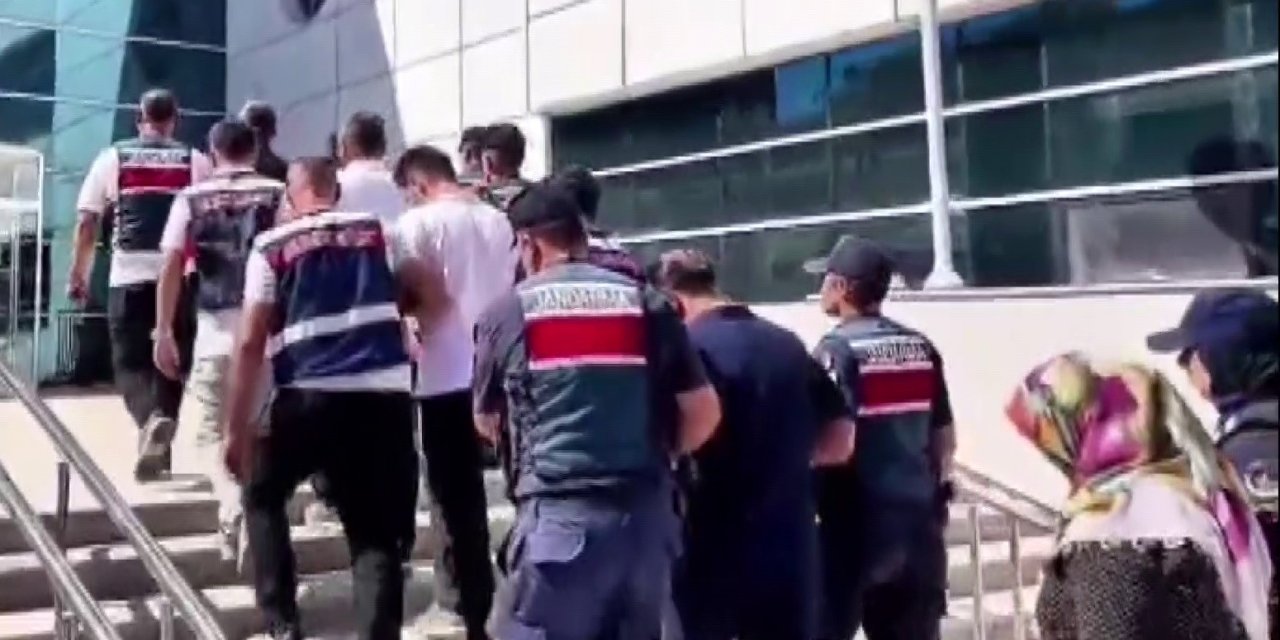 Uyuşturucu operasyonlarında yakalanan 43 şahıstan 8’i cezaevine gönderildi